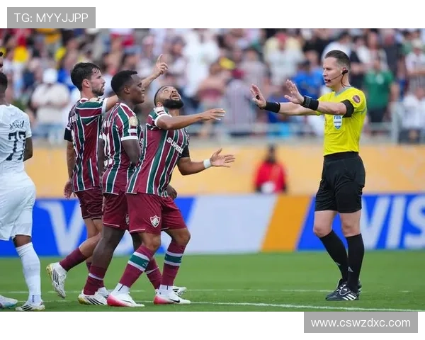 弗鲁米嫩塞大胜锁定巴甲前七名资格争夺明年解放者杯席位希望大增